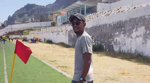 Futebol/Santo Antão Norte: Rui Lopes deixa cargo de treinador do Rosariense