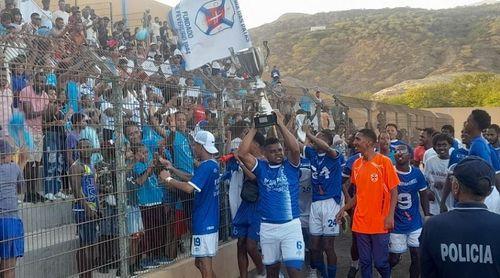 Futebol/CV: Formação dos Sanjoanenses despede-se do campeonato nacional sem qualquer vitória