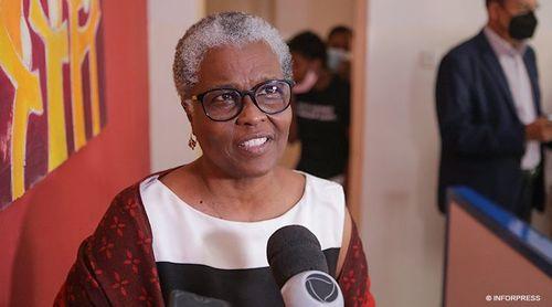 Acrides e parceiros entregam espaço Cantinho Escolar à Escola EB0 de Achada Mato