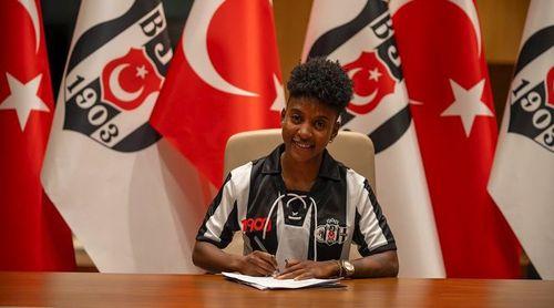 Futebol Feminino: Besiktas da Turquia oficializa contratação de Evy Pereira