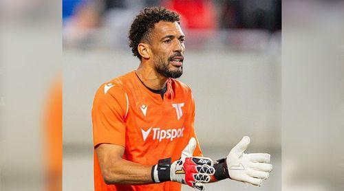 Futebol: Guarda-redes Vozinha regressa a Portugal para defender o Desportivo de Chaves