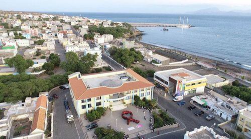 Porto Novo/Educação: Arranque das aulas marcado por concentração de professores  