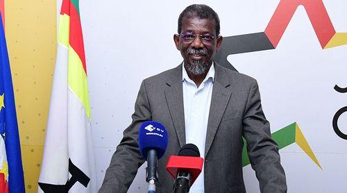 Caso dos salários da primeira-dama: PAICV destaca “atitude pedagógica” do PR em repor o dinheiro do Estado