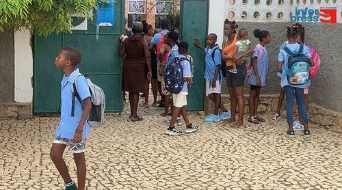 Maio: Ano letcivo arranca “sem sobressaltos” para um total de 1.423 alunos