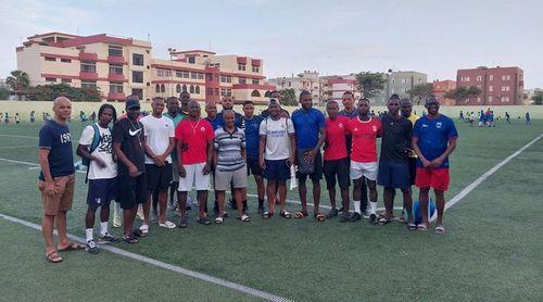 Futebol/ Santiago Sul: Presidente da Associação de Veteranos de Varanda faz balanço positivo da deslocação à Europa