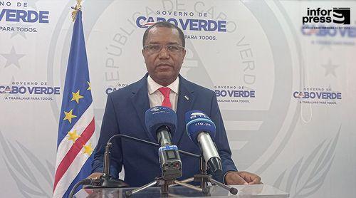 Ministro “lamenta profundamente” atitude dos sindicatos dos professores em recusar assinar acordo