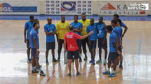 Andebol: Treinador ensaia estratégias e desafios de Cabo Verde para o Torneio de Tarrafal Cup (c/áudio)