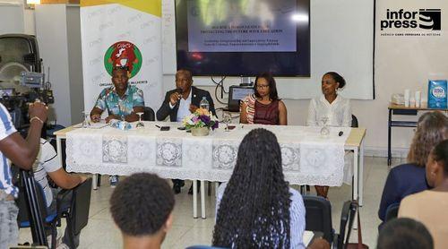 São Domingos: 50 jovens iniciam formação em liderança e empregabilidade visando autossustentabilidade (c/áudio)