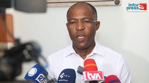 Francisco Carvalho garante que obras da Câmara Municipal da Praia “estão todas em andamento”