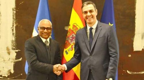 Chefe de Estado em missão à Espanha para abordar assuntos bilaterais e multilaterais entre os dois países