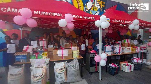 Boa Vista: CMBV entrega kits de 500 contos a 24 mulheres formadas em gestão de pequenos negócios