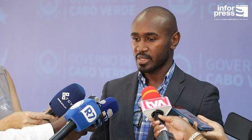 Autárquicas 2024: PTS propõe 01 de Dezembro para eleições e anuncia candidatura à Câmara da Praia