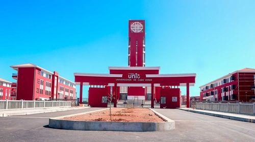 Uni-CV assina protocolo com Ministério da Educação para fortalecer educação pré-escolar em Cabo Verde