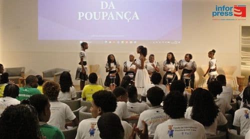 Banco de Cabo Verde aposta no batuque para levar mensagem de poupança aos jovens e às comunidades